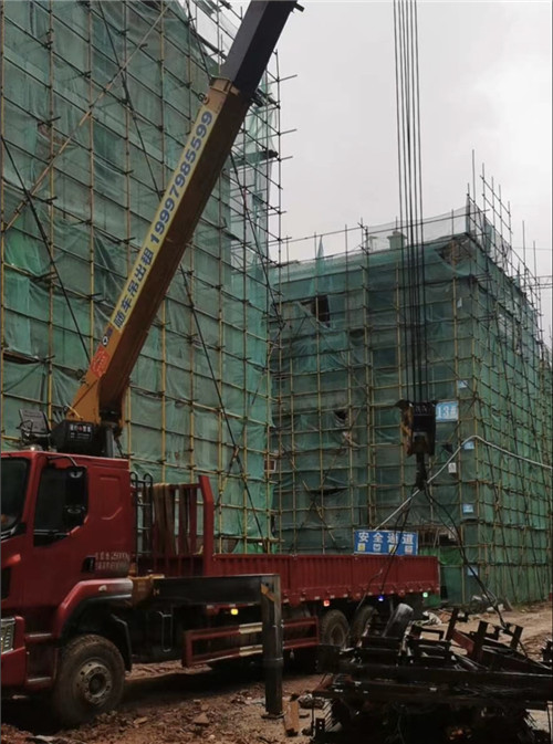 漳州市“慢工细活”—— 吊车的 “微动控制” 技术